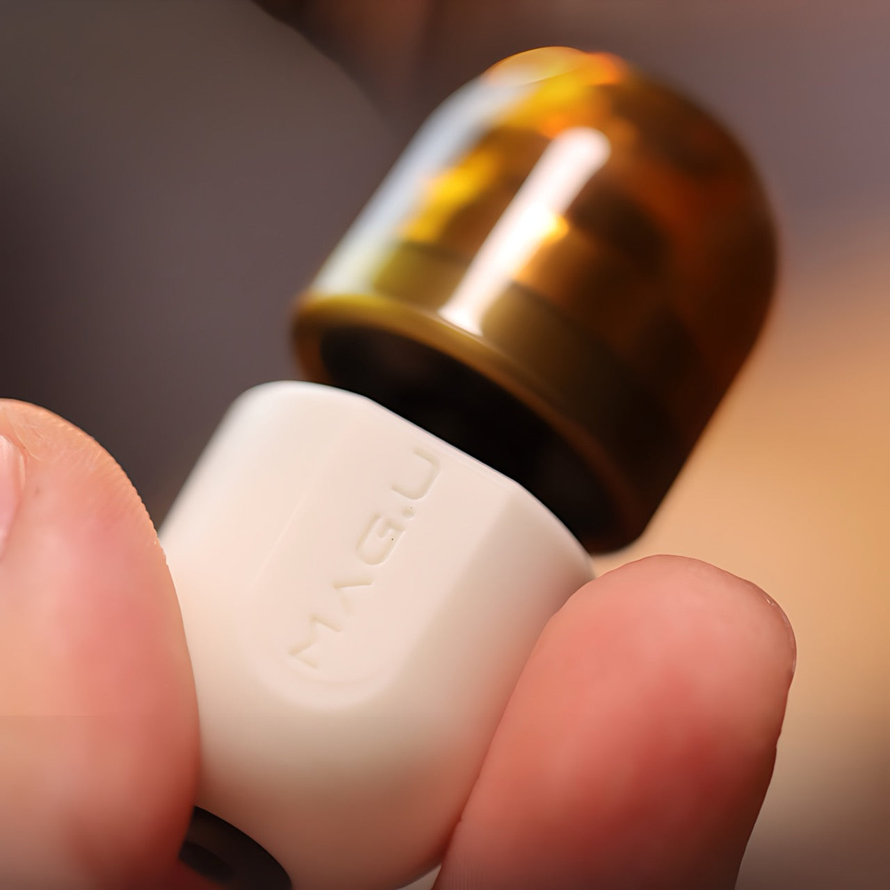 Magnetic Capsule Fidget Toy