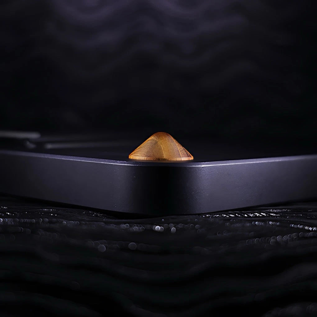 Aura Sand 2025 Plate Collection Series Peacock