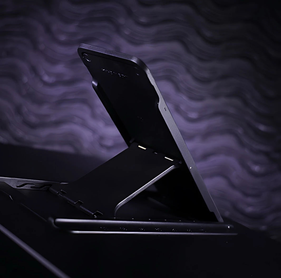 Aura Sand 2025 Plate Collection Series Peacock