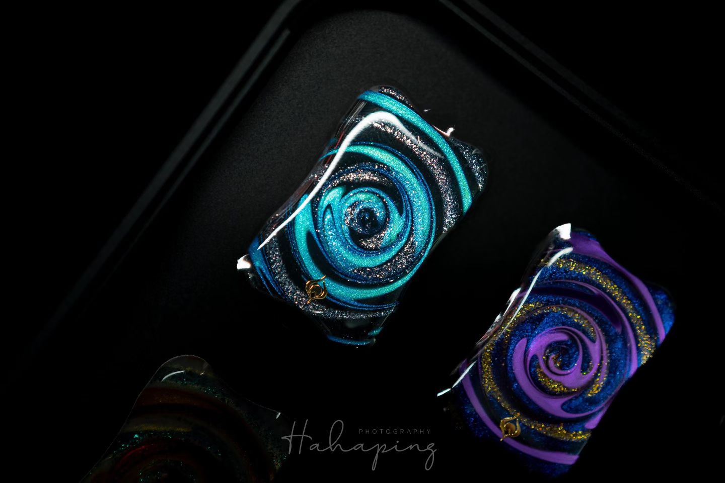 Aura Sand 2025 Plate Collection Series Peacock