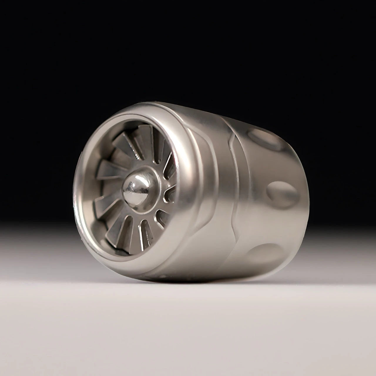 Engine Knife Pendant JUZHEDC