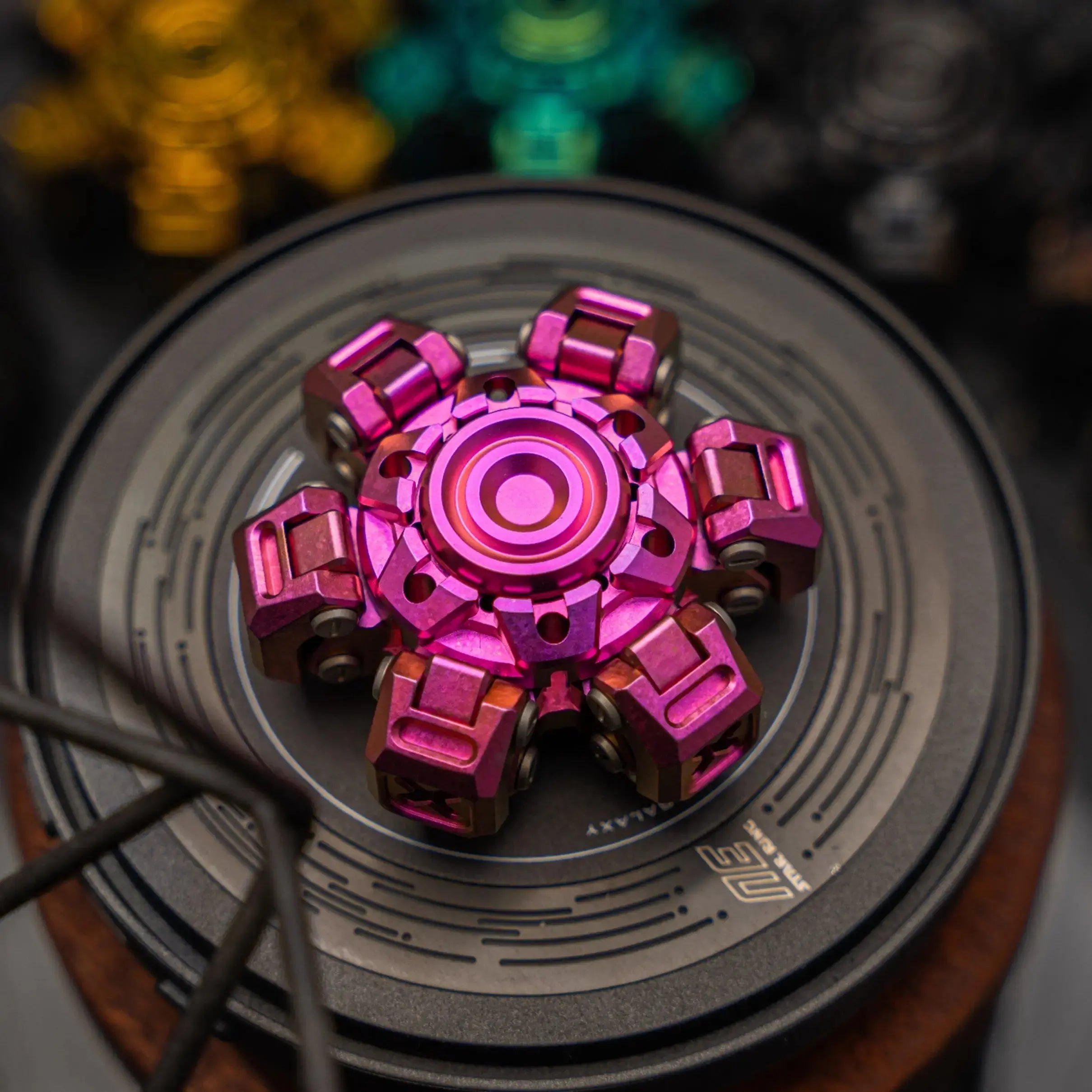 Machinarium X 9 hand