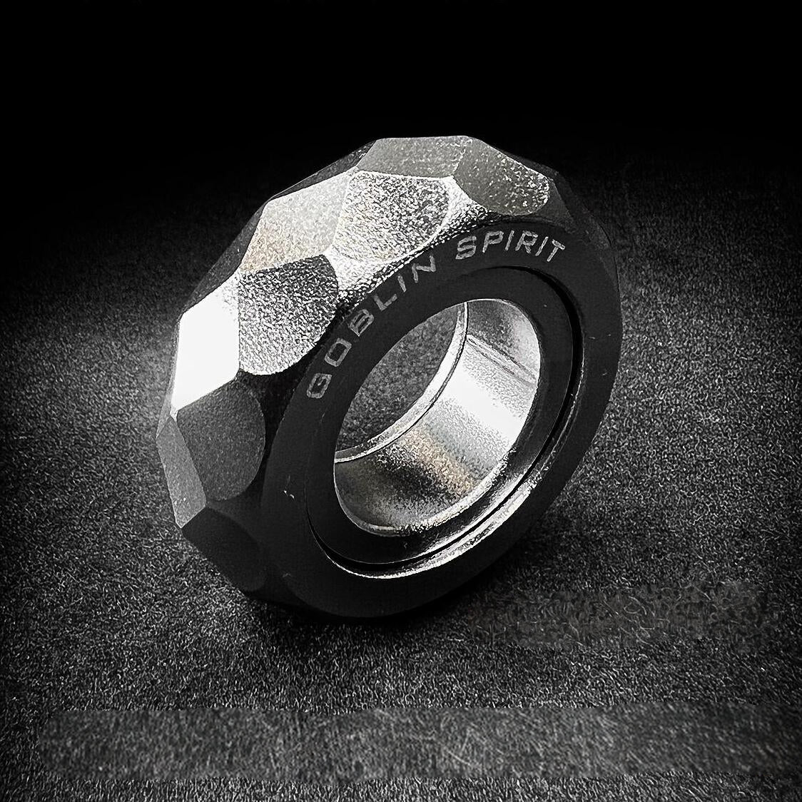 Drill-Ridge Ratchet Fidget Ring