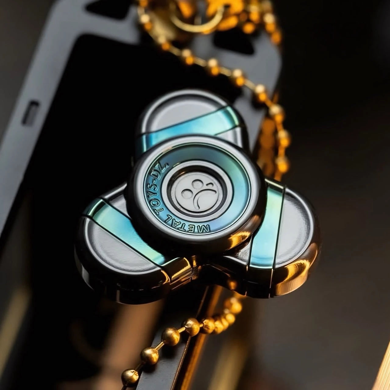 Trefoil Metal Toys-Dz.