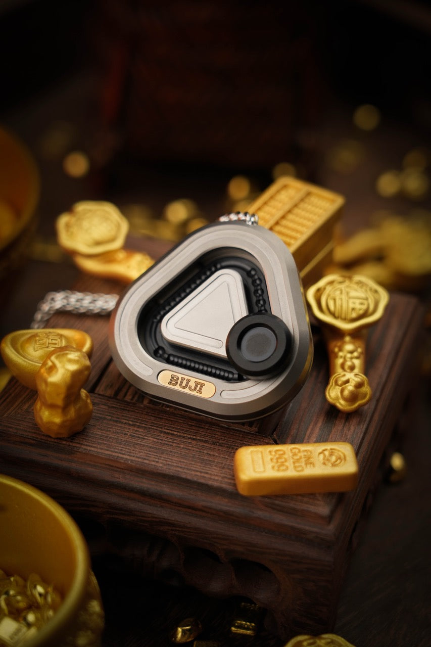 Triple Rich BUJI EDC