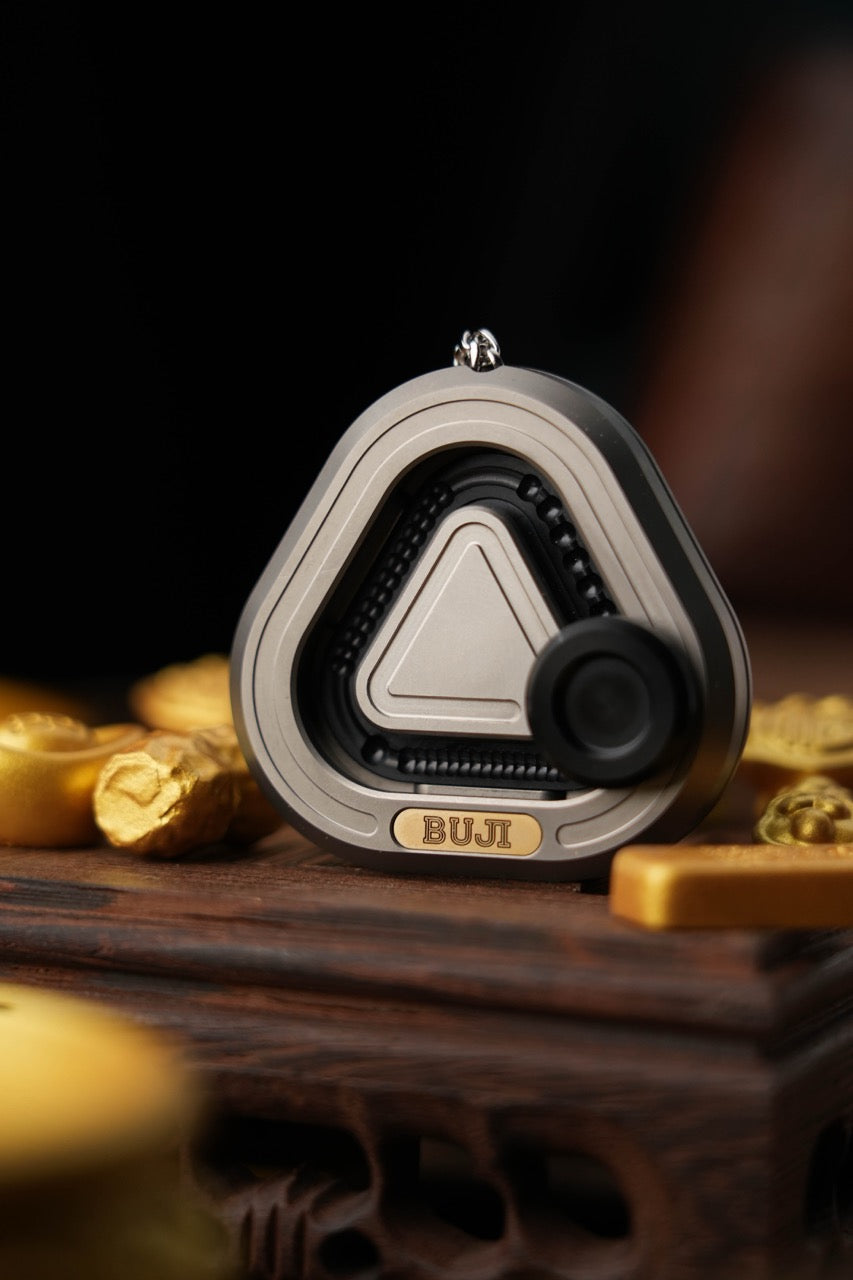 Triple Rich BUJI EDC