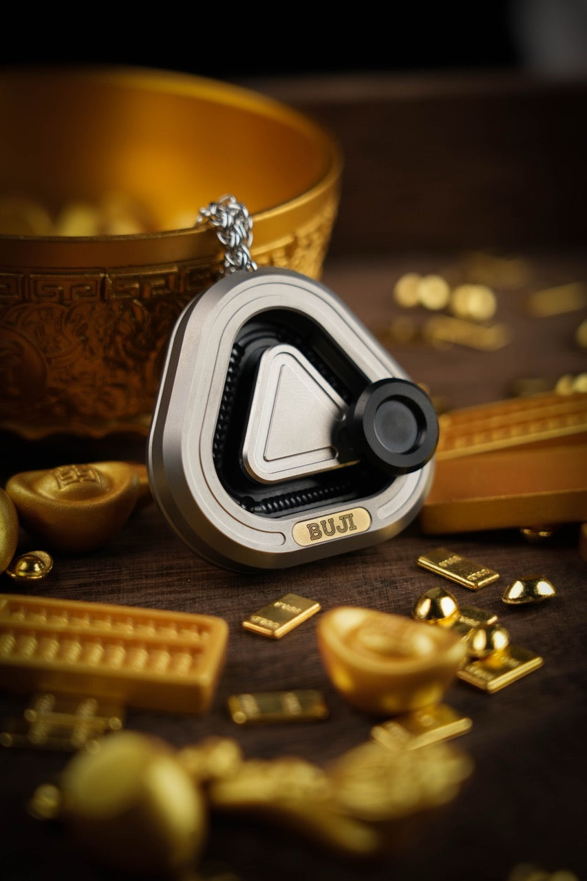 Triple Rich BUJI EDC