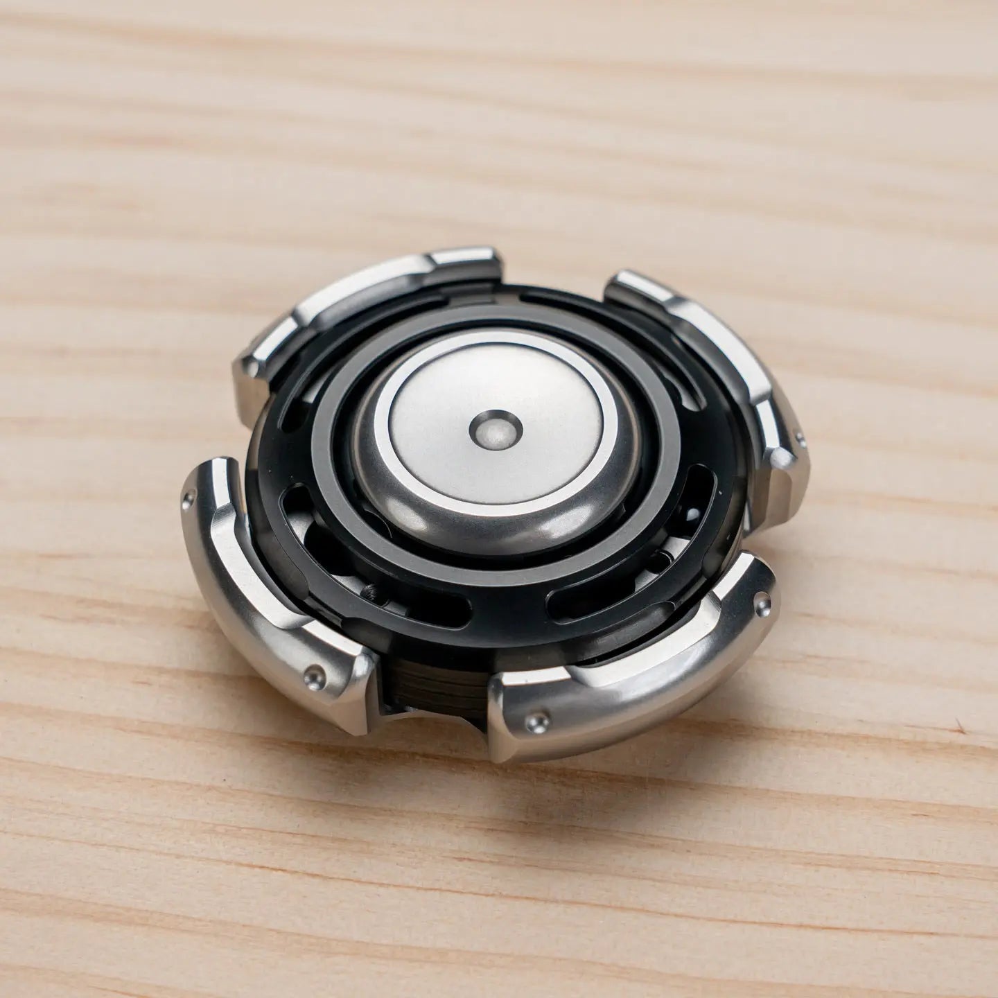 WHISPER SPIN DJG