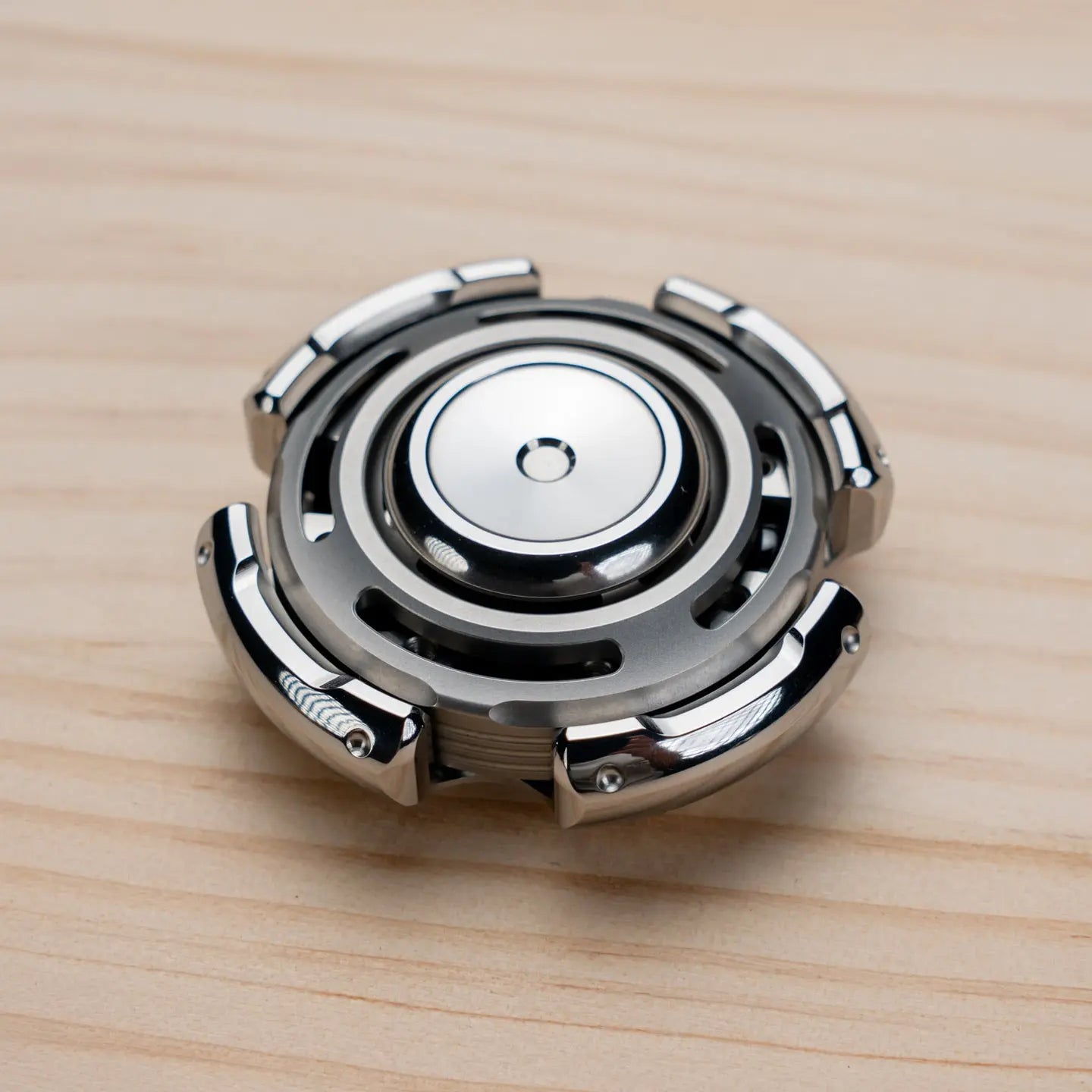 WHISPER SPIN DJG